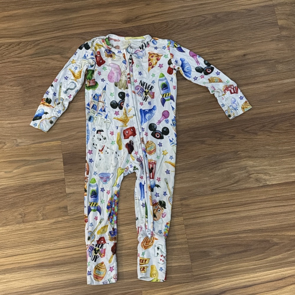 Little Snuggles Baby Girls Boys 9-12 Months Disney Magic Footed Sleeper Pajamas
